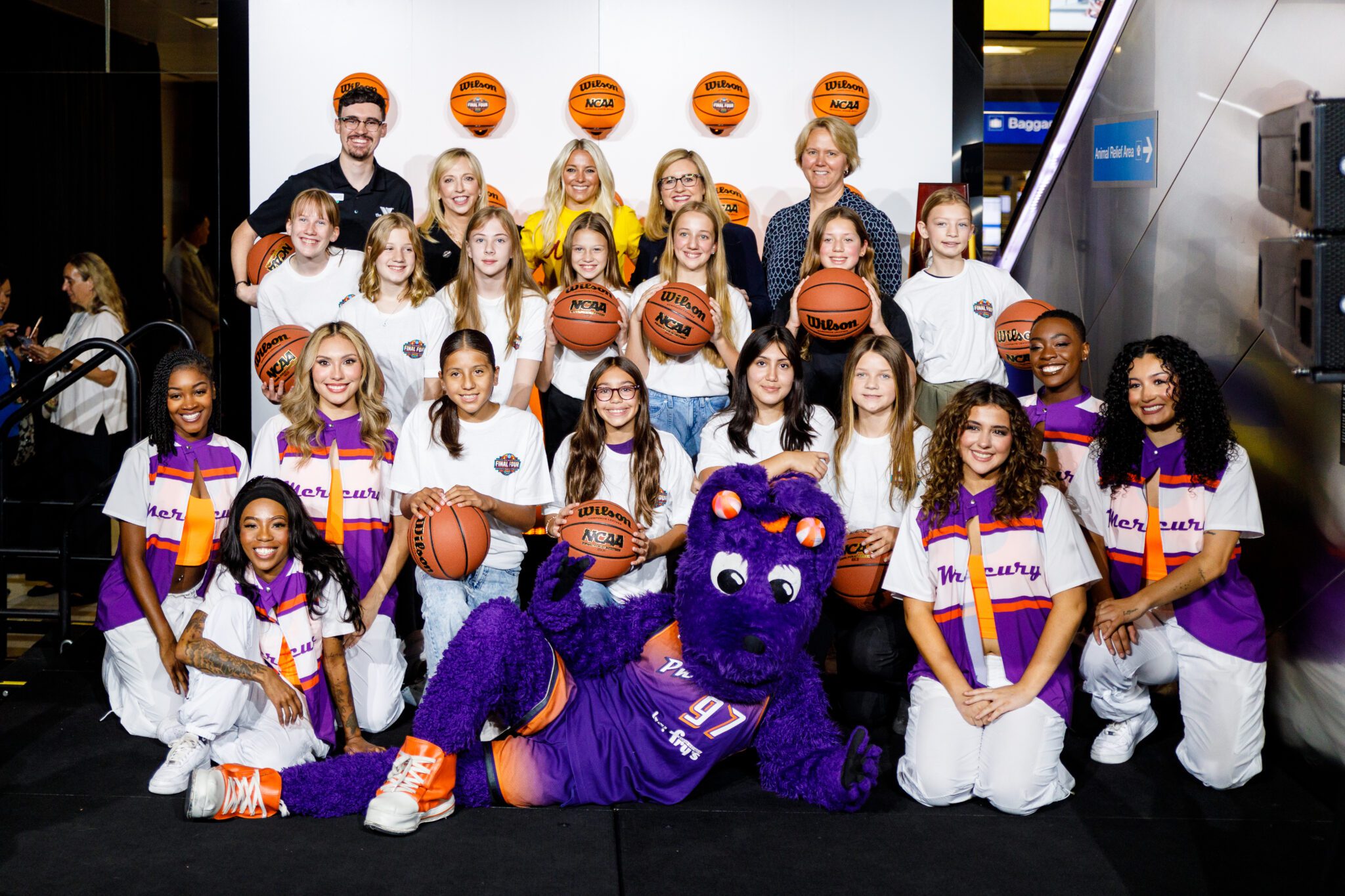 2026 NCAA WOMEN'S FINAL FOUR COUNTDOWN CLOCK UNVEILED AT PHOENIX SKY